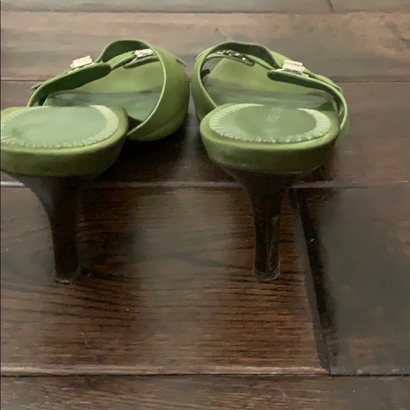 Shoes - Picture 2 of 3